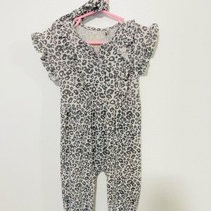 Baby jumpsuit
